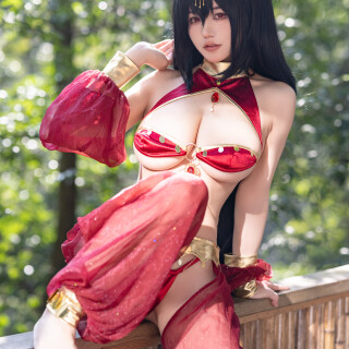 045